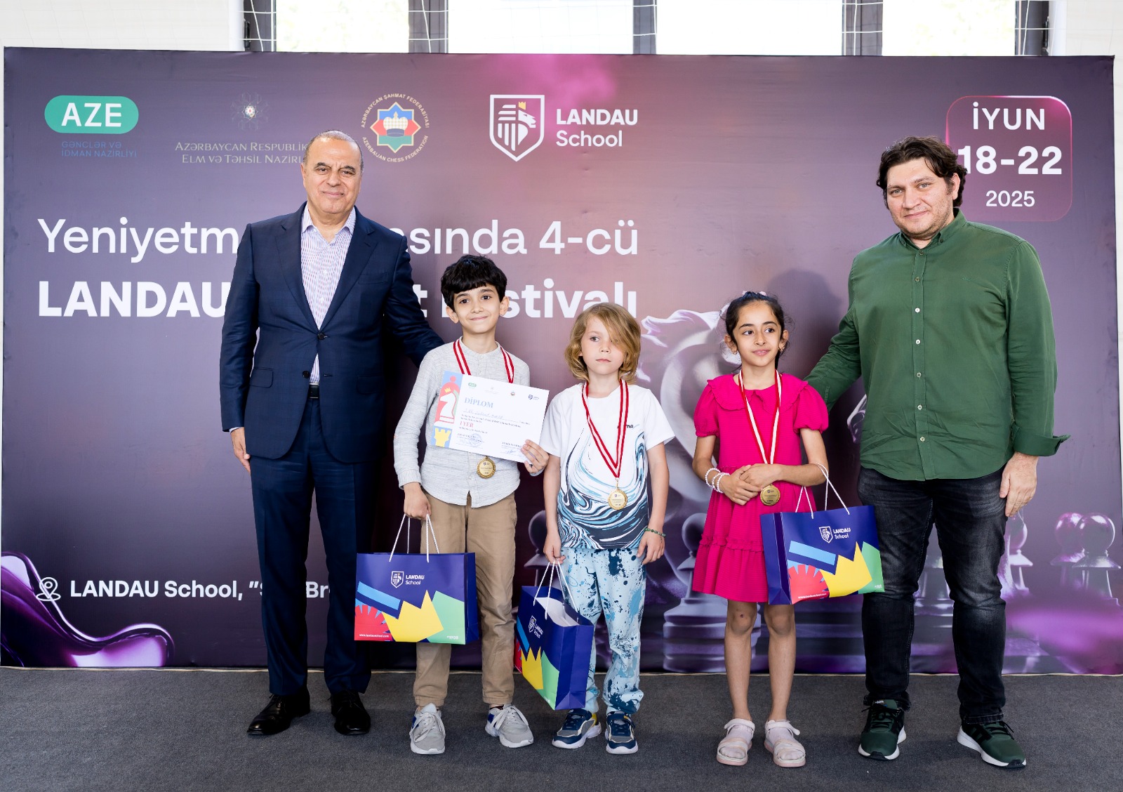 Landau Şahmat Festivalı başa çatdı